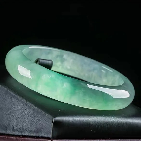 Natural Myanmar jadeite bracel - Coordinates Bracelet のレビューと価格