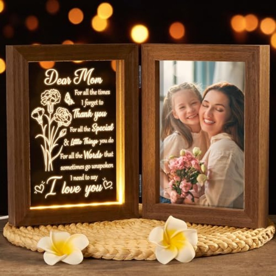 Mom Gifts from Daughters Son C - Engraved Wood Frame のレビューと価格