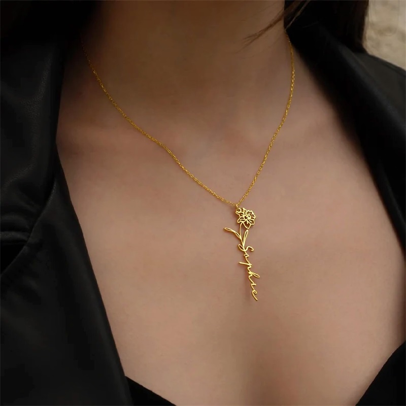 Personalized Birth Flower Name - Birth Flower Necklace のレビューと価格