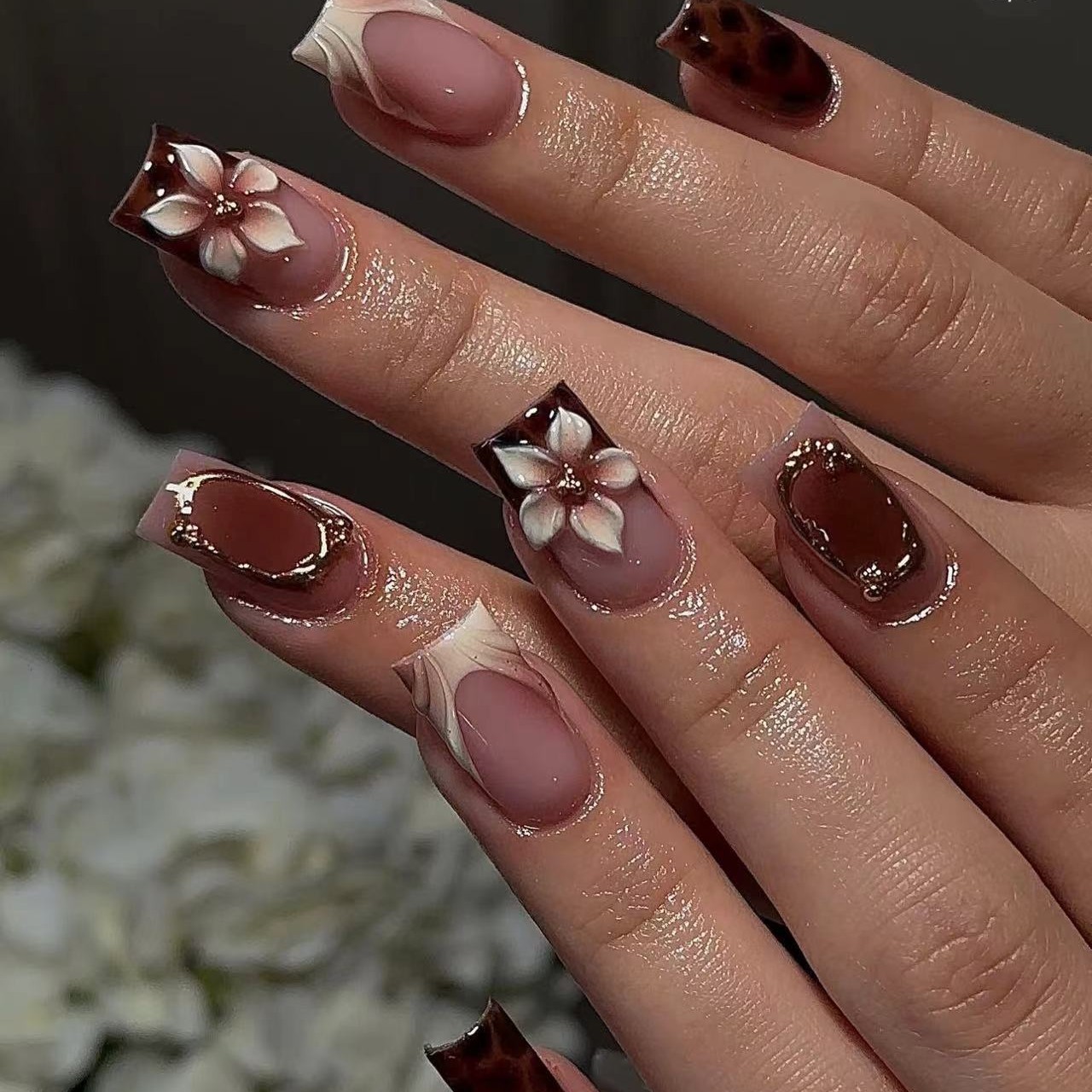 Short square fake nails for wo - Pressed Flower Art のレビューと価格