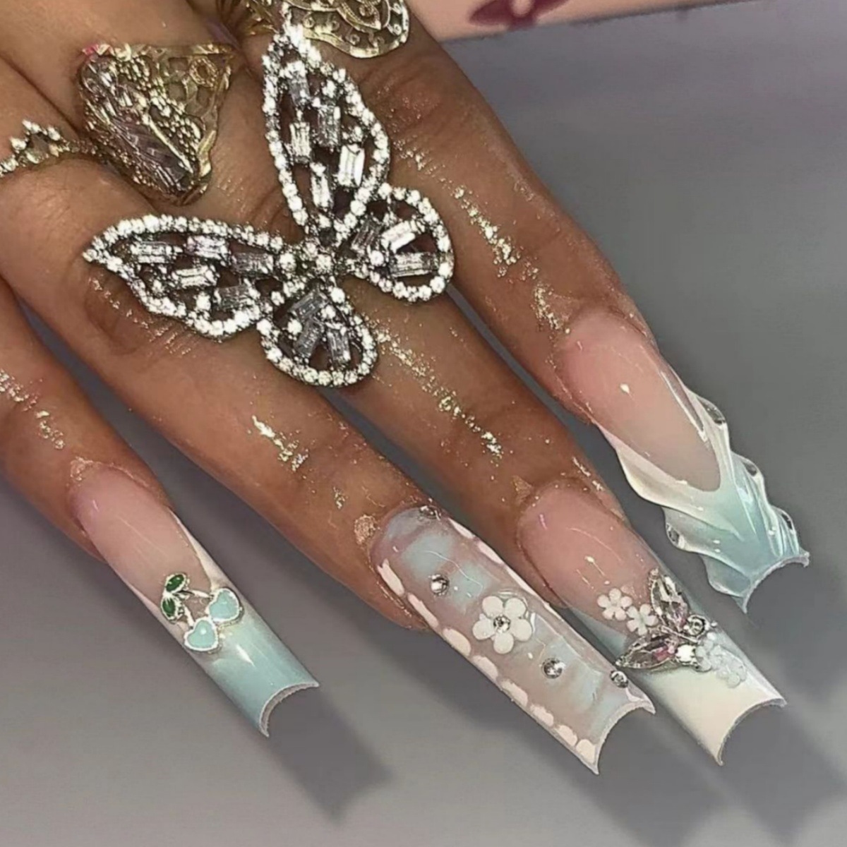 24pcs Flower Press on Nails Ar - Pressed Flower Art のレビューと価格